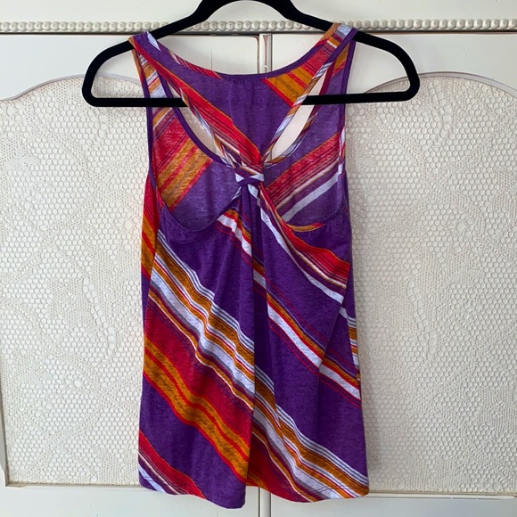Multi-colored sleeveless tank top - Picture 2 of 2